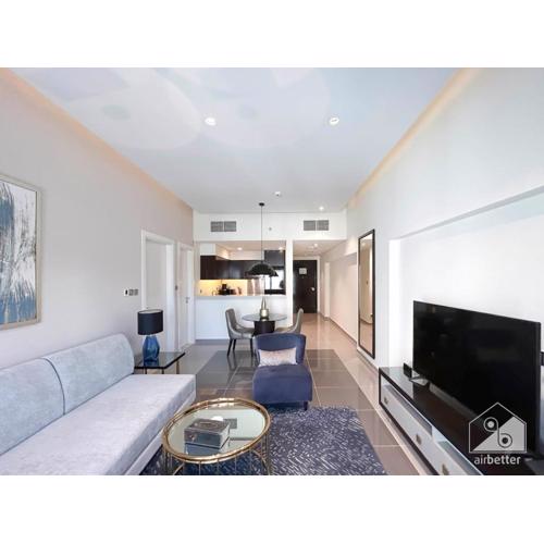 Luxury Stay at DAMAC Majestine With Balcony & Views