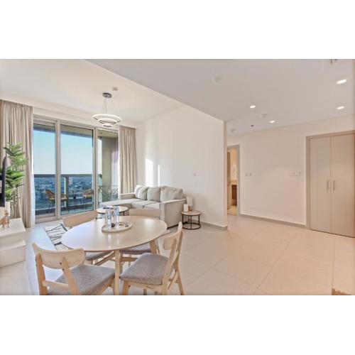 Luxury Stay at Forte Emaar - 5 Min Walk to Burj