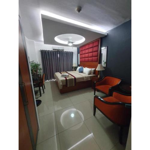 Luxury Studio Condominium at Horizon Towers