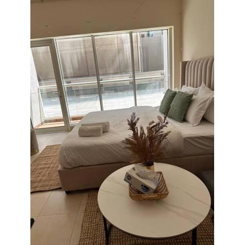 Luxury Studio Near Burj Khalifa