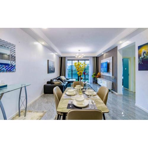 Luxury Two Bedroom Furnished Apt