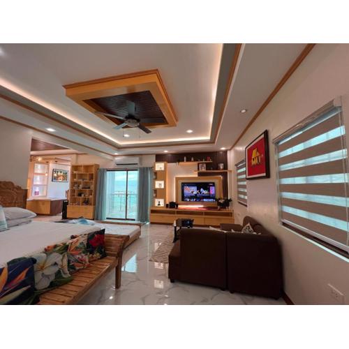 Luxury Vacation House Oceanfront in Lila, Bohol