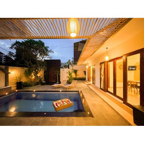 Luxury Villa Devi Canggu 3BR 10 Guest by Bali Asia Villa