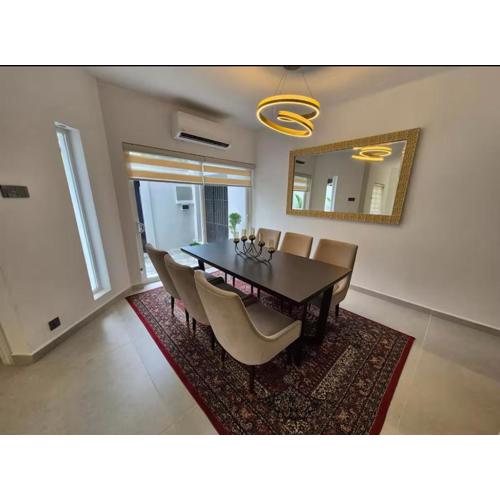 Luxury Villa in Nawala Colombo