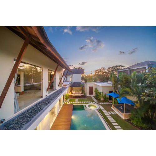 Luxury Villa Juno Seminyak