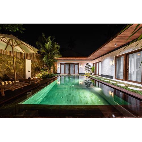 Luxury Villa Living - Big Pool, Beautiful Interiors, Best Location