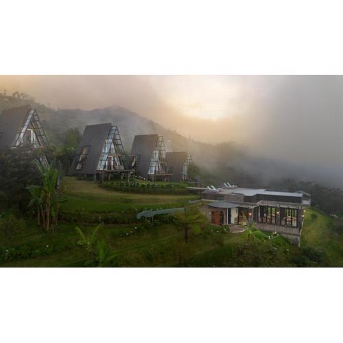 Luxury Villas in Munduk at walking distance to Tamblingan Lake