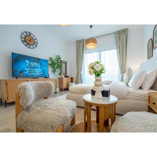 Luxury Yas Island Studio with Private Balcony