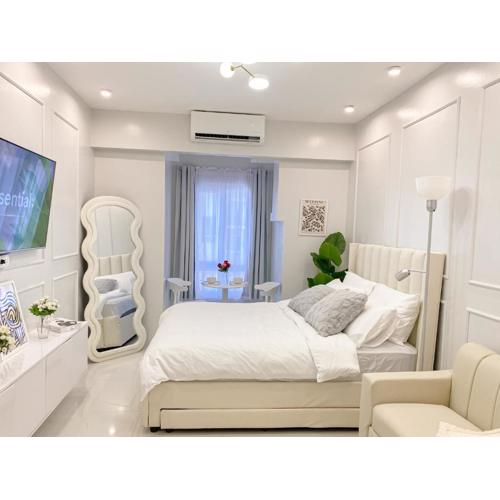 Luxx Haven Staycation - Quezon City