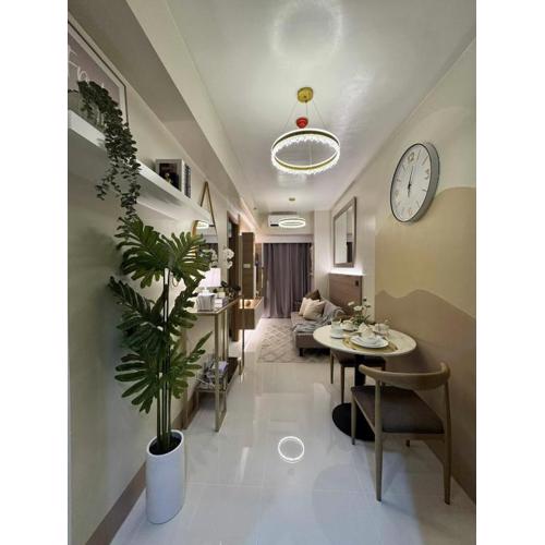 Luxxe Elite Suite at Shore 3 Residences near SM Mall of Asia and Manila Bay Seaside