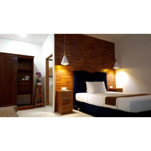 M E N T A R I hostel