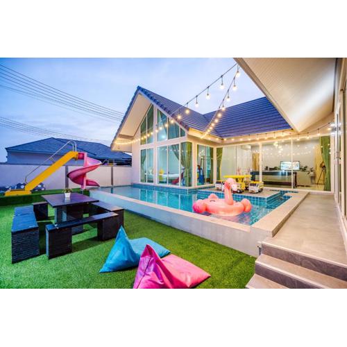 M4 Billion Pool Villa Cha-am