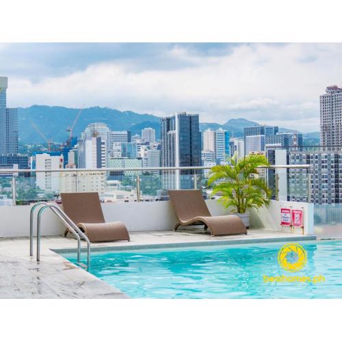 Mabolo Garden Flats Poolside Unit
