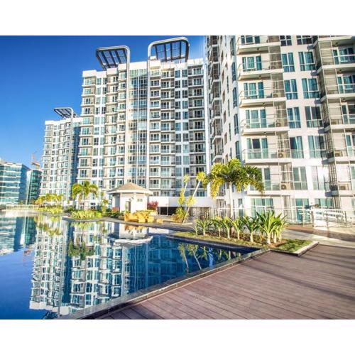 Mactan Newtown Boulevard by FJCIVO