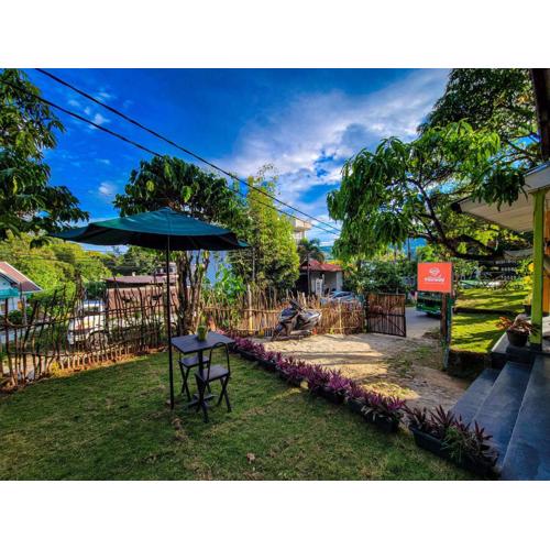 Mad monkey hostel and lounge