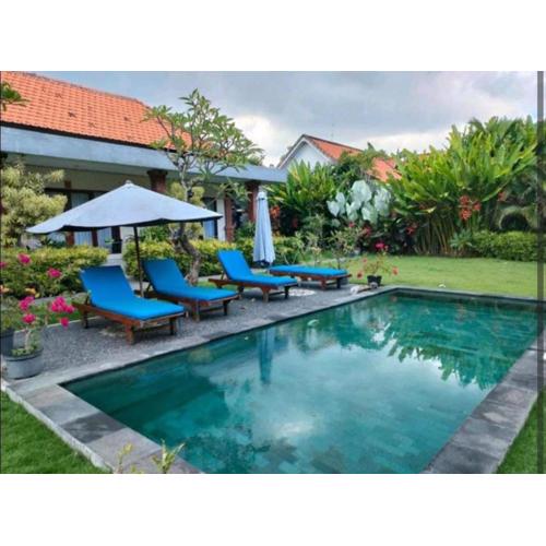 Made Cayon Canggu Stay and Surf