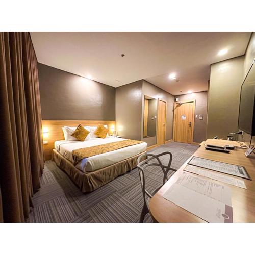 Madison 101 Hotel + Tower