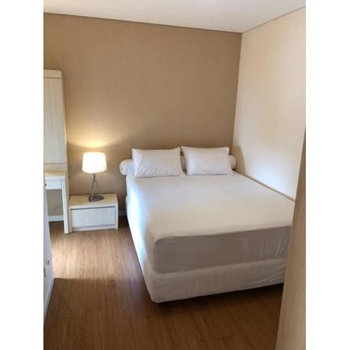 Madison Park Apartment 2 Bedroom near Central Park Mall