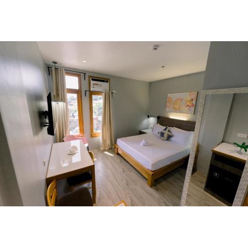 Madonna Hometel and Suites New Pandan