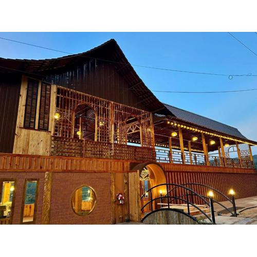 Mae Klang Luang Villa แม่กลางหลวงวิลล่า