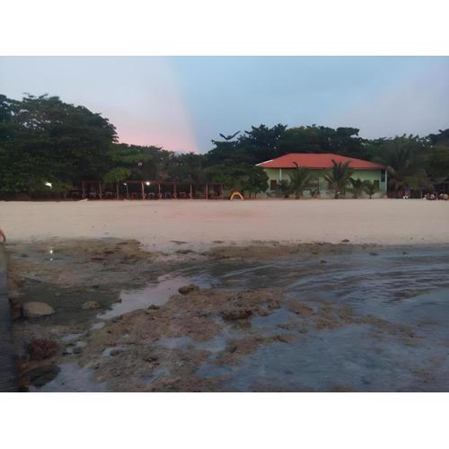 Magic's Place Beach Resort