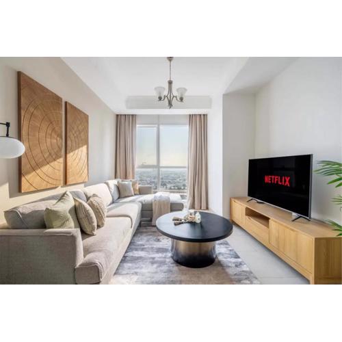 Magnificiant 1BR Apartment in Court Tower with Canal View