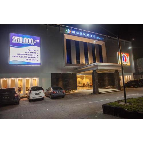 Mahkota Hotel