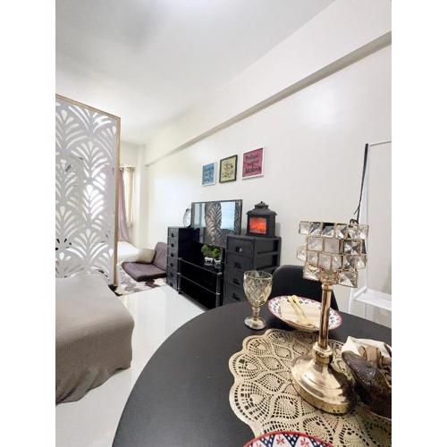 Maiko Happy Studio near US Embassy