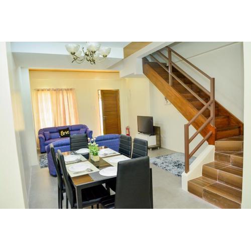 MAILZ HAVEN BEAUTIFL 3BR MODERN APRT NEAR SM DOOR-C