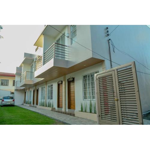 Mailz Haven-E Beautiful 3BR Modern Aprt Near SM