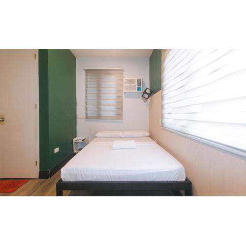 Maine Residences Leveriza by RedDoorz