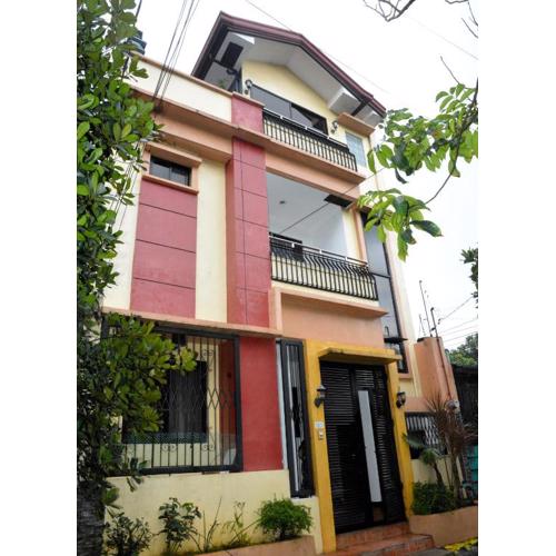Maison Dos 3 bedroom, with 200mbps internet speed, netflix and aircon