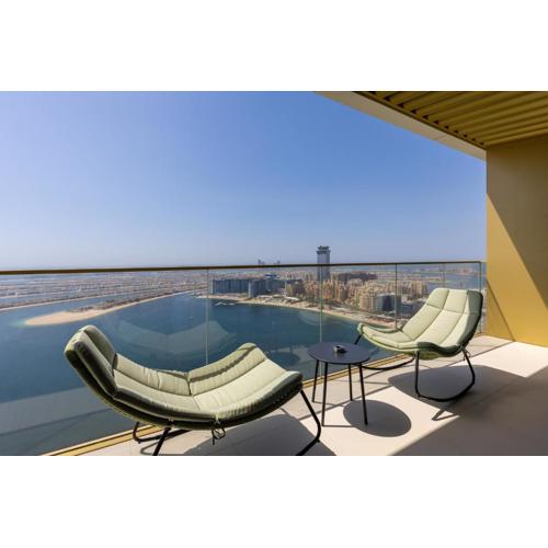 Maison Privee - Coastal Living with Uninterrupted Sea & Palm Views