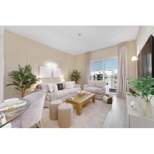 Maison Privee - Exquisite Living with Scenic Canal Vws on Yas Island