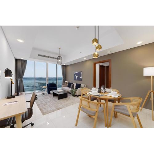 Maison Privee - Modern Business Bay Retreat with Dubai Canal Views
