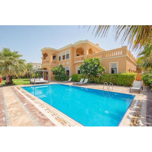 Maison Privee - Prvt Pool & Beach Access in Luxury Palm Jumeirah 6BR Villa