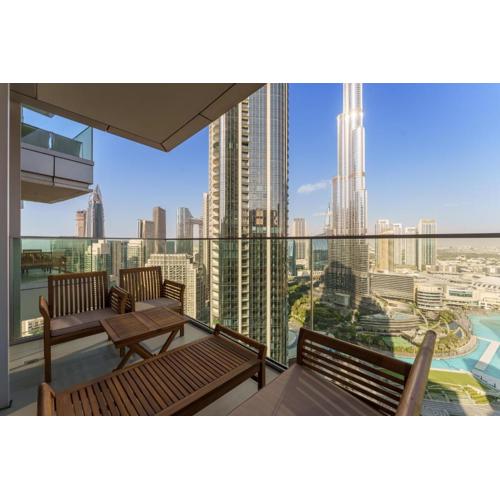 Maison Privee - Ultimate Living with Front-Row Views of Burj Khalifa & Dubai Fountains
