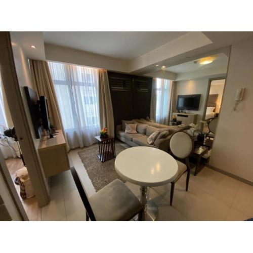Makati 1BR High Floor