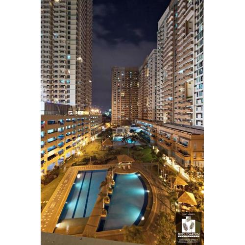 Makati CBD Resort 2 bedroom