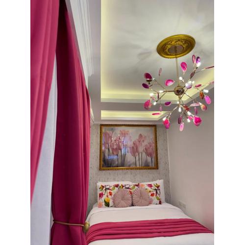 MAKATI Isabela Luxury