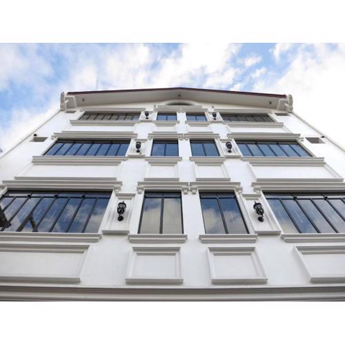 Makati Riverside Inn