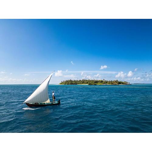 Makunudu Island- An Intimate Hideaway