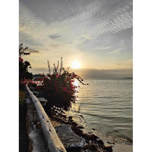 Malcom Ocean View Retreat