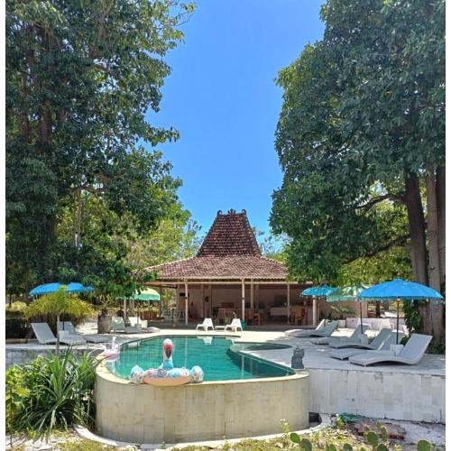 Maleo Moyo Hotel & Dive Resort