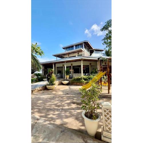 Malindi 4bedroom Beachfront