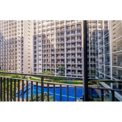 MALL OF ASIA Condo with Balcony Facing Pool @ Shore2