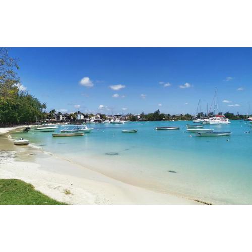 Mallside Coastal Haven at Grand Baie