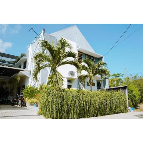 Mama Komodo Bed & Breakfast