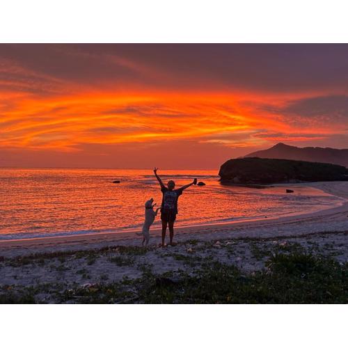Mama Nings Beach Hotel