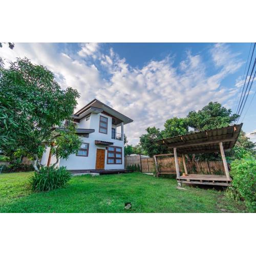 Mango House Studio -Pai